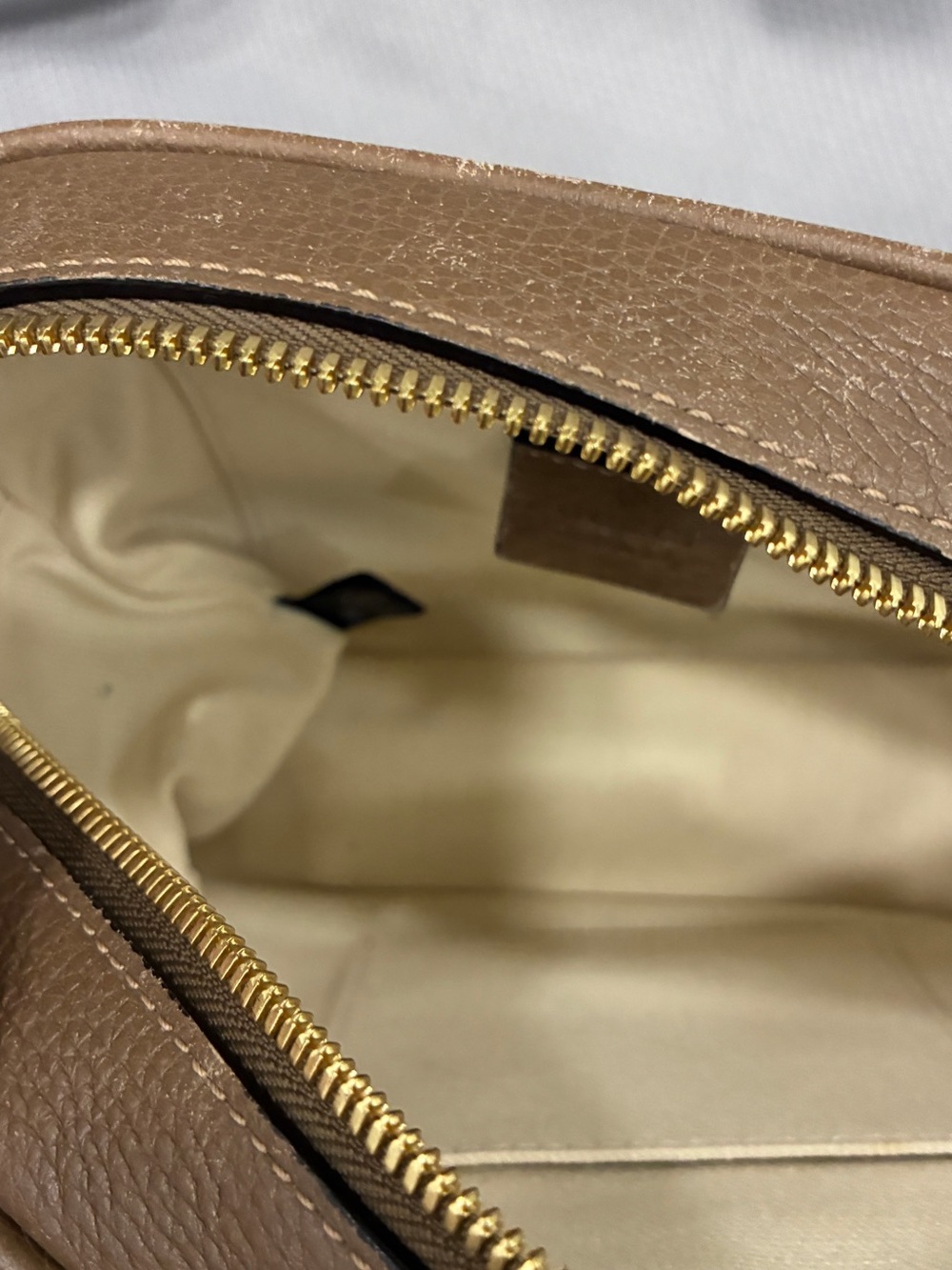 Authentic Gucci Arli Small Brown Leather Crossbody Camera Bag Gold GG-preowned - Picture 12 of 13
